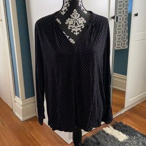 3/$15 Old Navy Black w/ White Circles long Sleeve